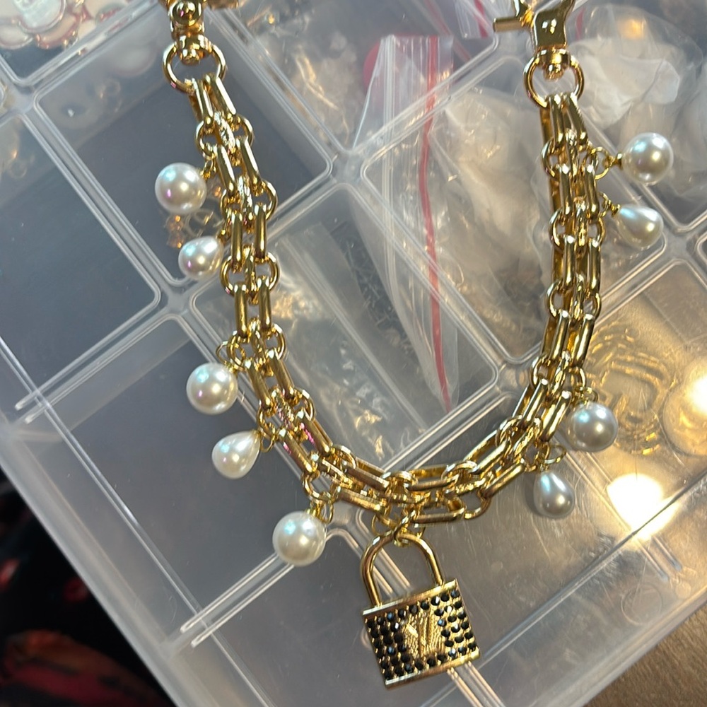 Black LV Lock Bag Jewelry